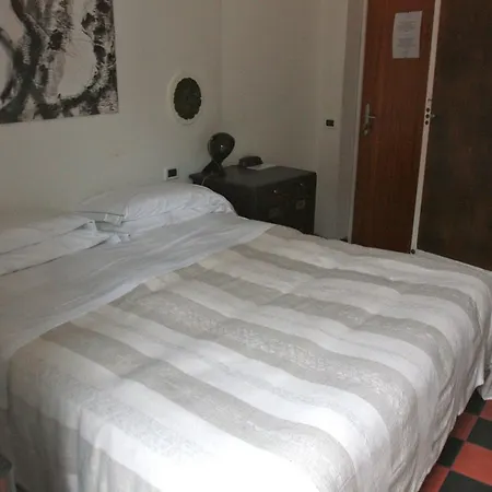 Hotel Gianni Franzi 2*